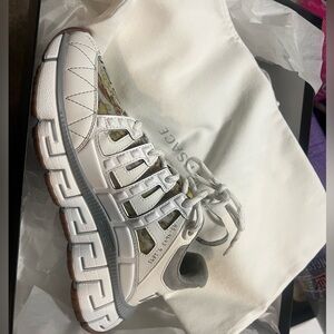 Versace Trigreca 'Barocco Print